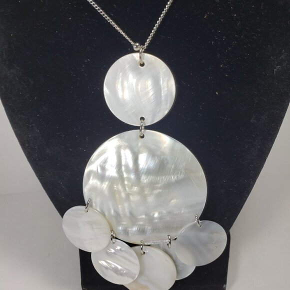 Women's 34" Polished Silver-tone Beaded Necklace & Drop Circle Seashell Pendant - Picture 1 of 8